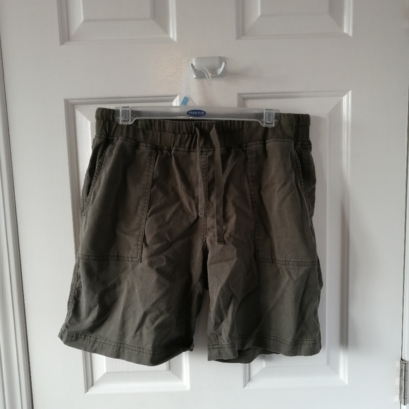 Cargo shorts - Picture 2 of 3